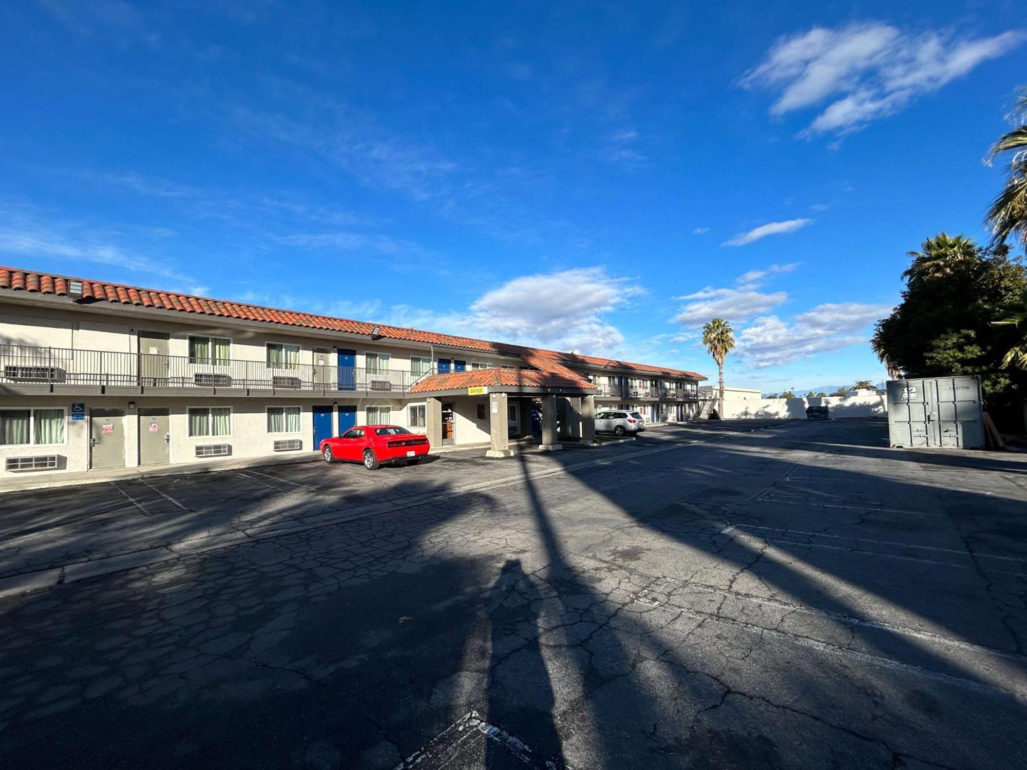 Studio 6 Hemet, Ca Екстериор снимка